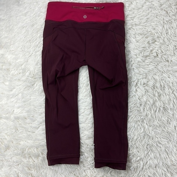 Lululemon Illumina Crop Bordeaux Drama / Bumble Berry - Picture 7 of 7